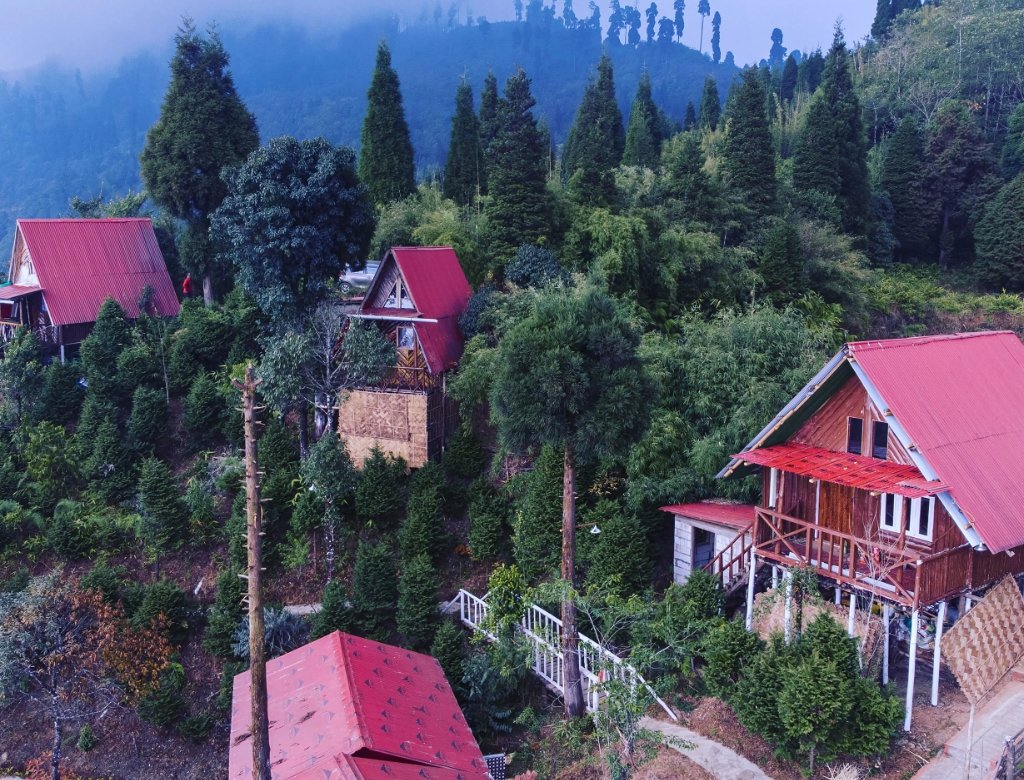 Homestay Near Pokhriabong Khasmahal