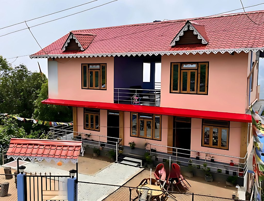 Homestay Near Jhandi