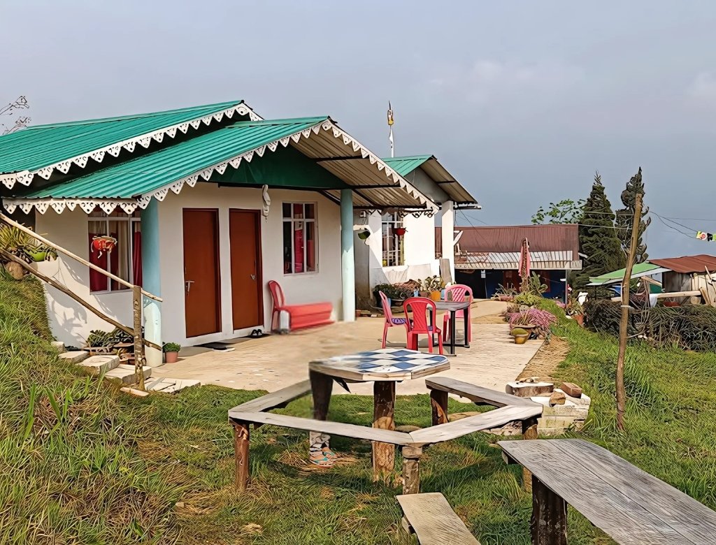 Homestay Near Mim Tea Garden