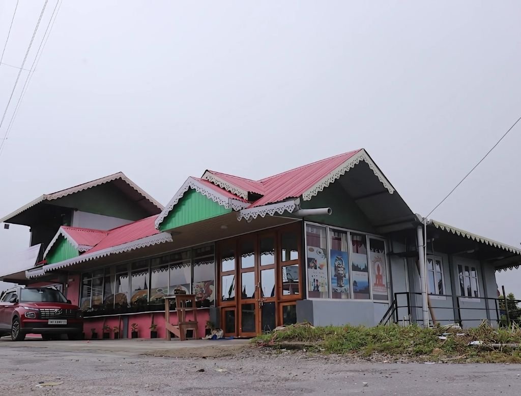 Premium Homestay Near Gorubathan