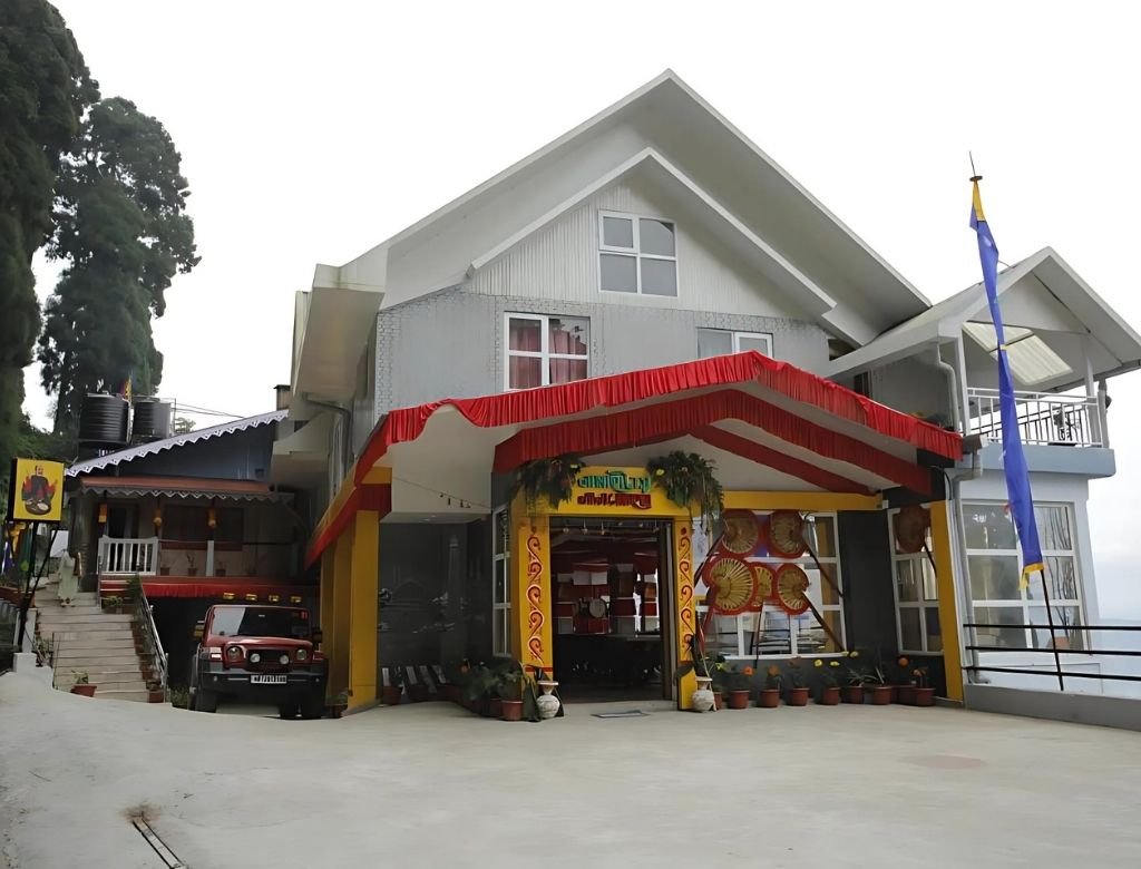 Homestay Near Tukdah Forest