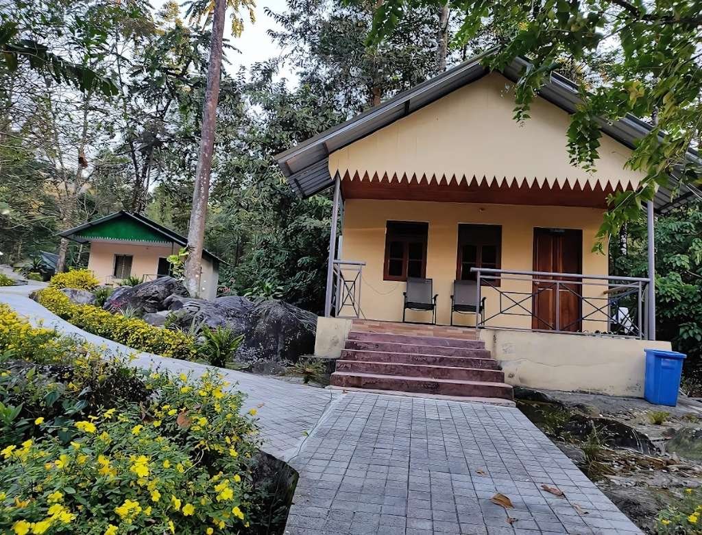 Homestay Near Jhalong